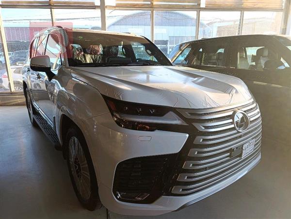 Lexus for sale in Iraq